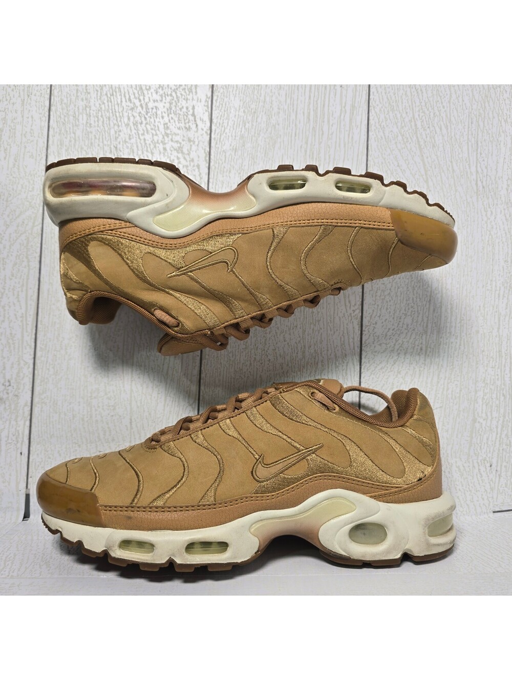 Nike Air Max Plus TN Flax Wheat 2017 Men's Size 8 AH9697-201